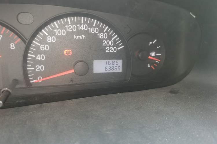 Used Geely Auto Diamond 2013 1.5L Manual Entry-Level Model Odometer Close Up
