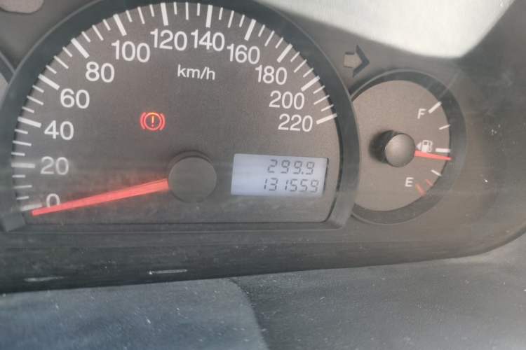 Used Geely Auto Diamond 2013 1.5L Manual Entry-Level Model Odometer Close Up