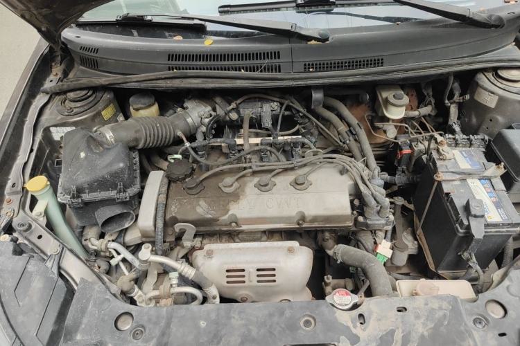 Used Geely Auto Diamond  Engine Bay