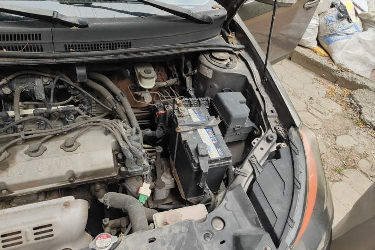 Used Geely Auto Diamond  Engine Bay Left