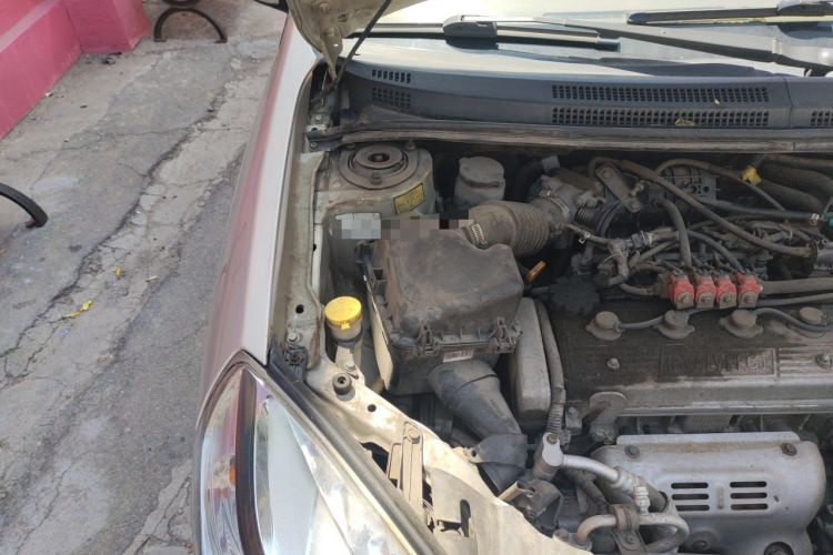 Used Geely Auto Diamond 2013 1.5L Manual Entry-Level Model Engine Bay Right