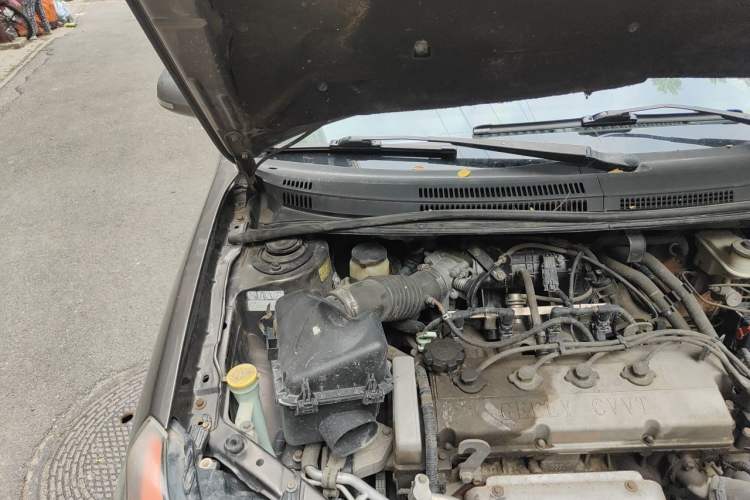 Used Geely Auto Diamond  Engine Bay Right
