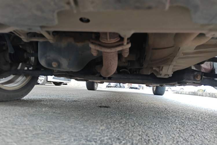 Used Geely Auto Diamond 2013 1.5L Manual Elite Model Chassis Front