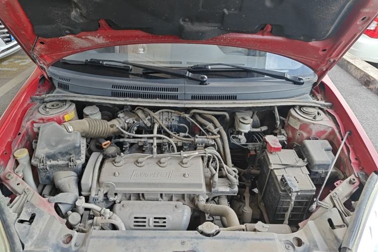 Used Geely Auto Diamond 2013 1.5L Manual Elite Model Engine Bay