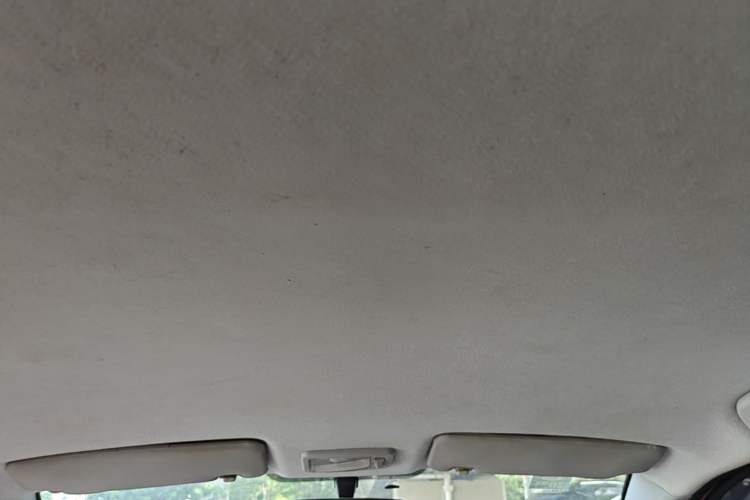 Used Geely Auto Diamond 2013 1.5L Manual Elite Model Headliner