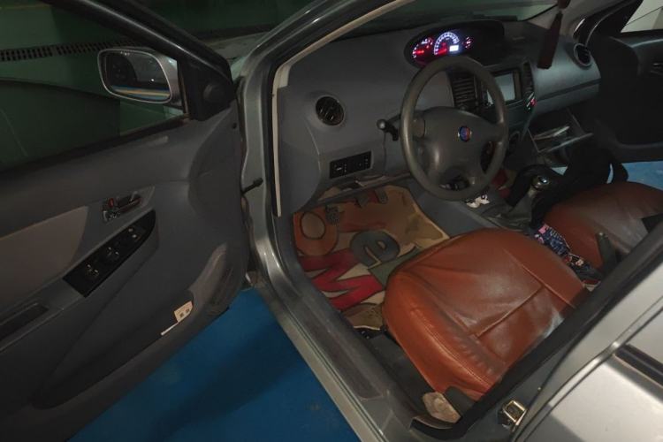 Used Geely Auto Diamond 2013 1.5L Manual Entry-Level Model Driver Seat