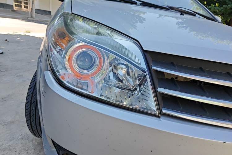Used Geely Auto Diamond 2013 1.5L Manual Entry-Level Model Right Front Headlight