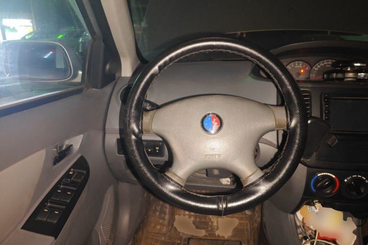 Used Geely Auto Diamond 2013 1.5L Manual Elite Model Steering Wheel