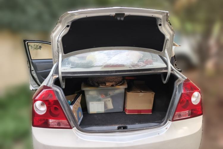 Used Geely Auto Diamond 2013 1.5L Manual Entry-Level Model Trunk