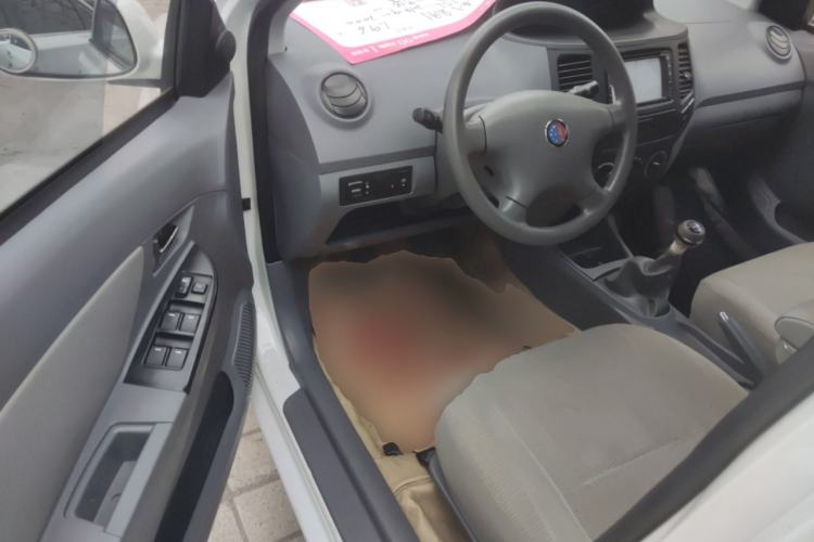 Used Geely Auto Diamond 2013 1.5L Manual Entry-Level Model Driver Seat