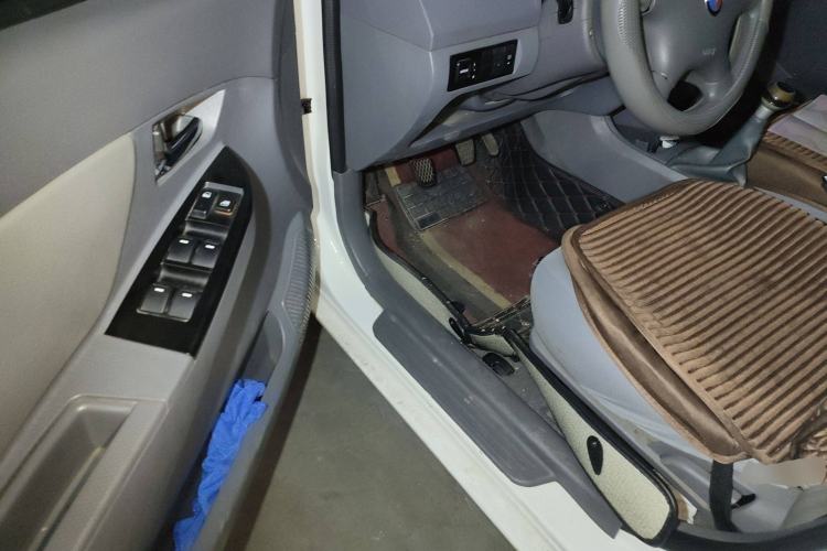 Used Geely Auto Diamond 2013 1.5L Manual Elite Model Driver Seat