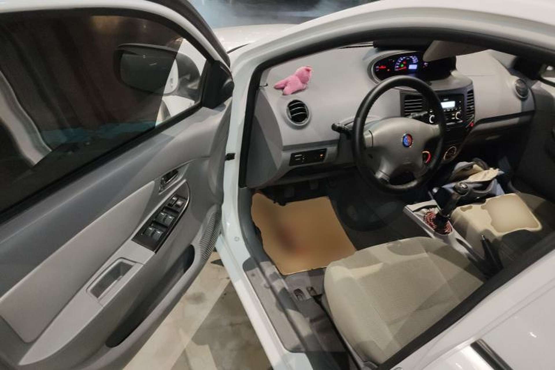 Used Geely Auto Diamond 2013 1.5L Manual Elite Model Driver Seat
