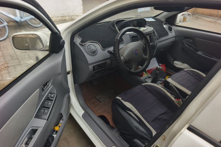 Used Geely Auto Diamond 2013 1.5L Manual Entry-Level Model Driver Seat