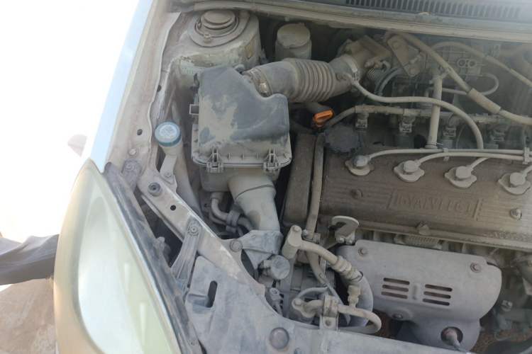 Used Geely Auto Diamond 2013 1.5L Manual Entry-Level Model Engine Bay Right