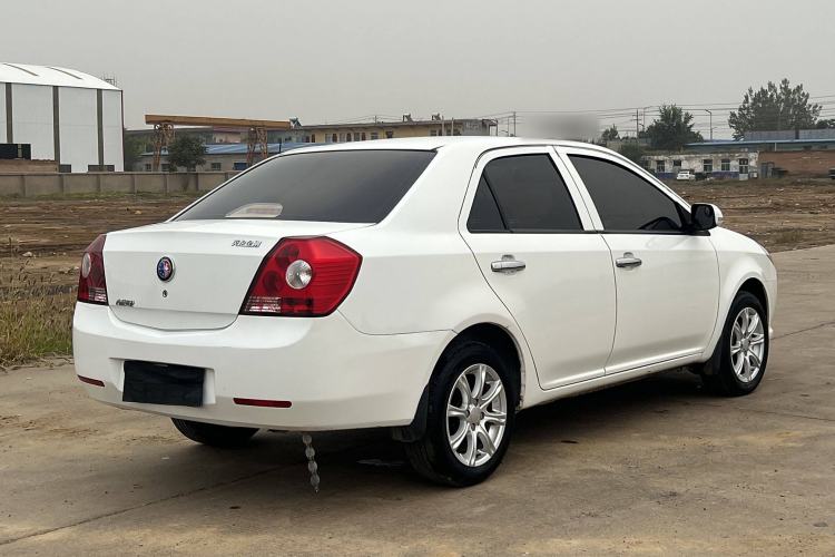 Used Geely Auto Diamond 2013 1.5L Manual Elite Model Exterior 5