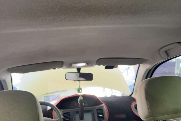 Used Geely Auto Diamond 2013 1.5L Manual Elite Model Headliner