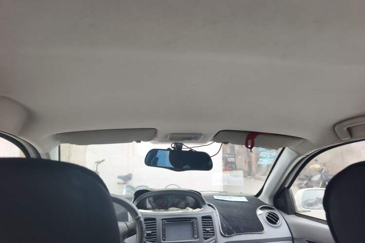 Used Geely Auto Diamond 2013 1.5L Manual Entry-Level Model Headliner