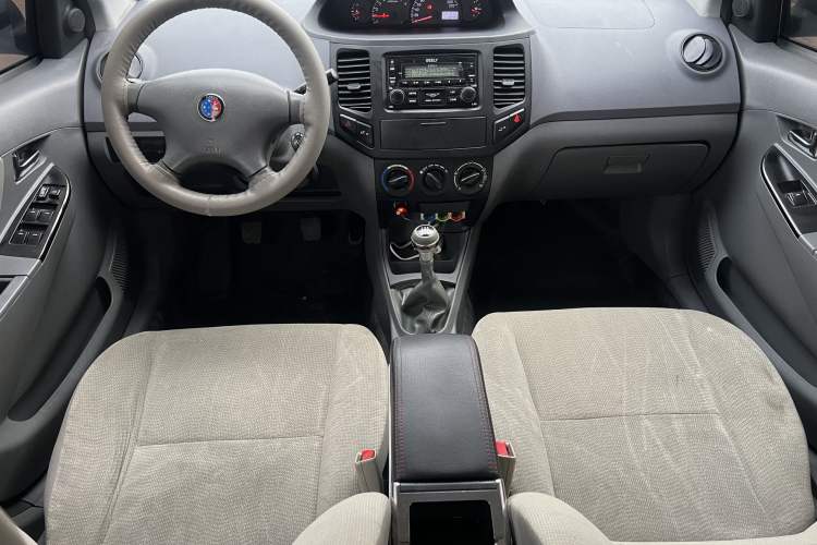 Used Geely Auto Diamond 2013 1.5L Manual Elite Model Interior 1