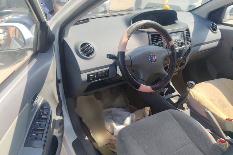 Used Geely Auto Diamond 2013 1.5L Manual Elite Model Interior 2