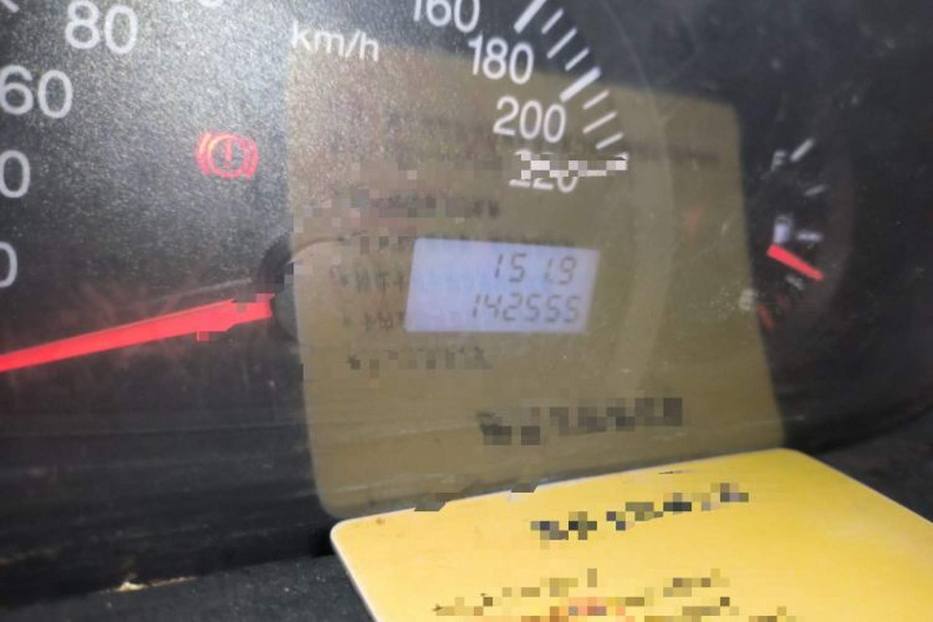 Used Geely Auto Diamond 2013 1.5L Manual Entry-Level Model Odometer Close Up