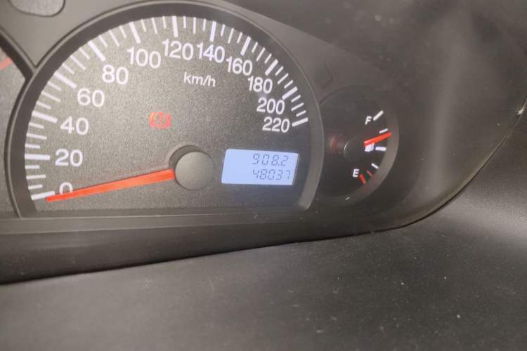Used Geely Auto Diamond 2013 1.5L Manual Elite Model Odometer Close Up