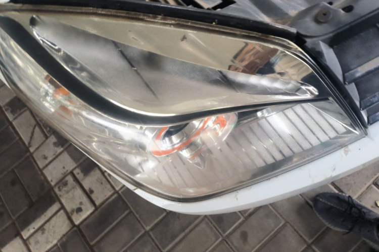 Used Geely Auto Diamond 2013 1.5L Manual Entry-Level Model Right Front Headlight