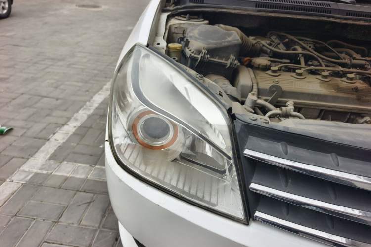 Used Geely Auto Diamond 2013 1.5L Manual Entry-Level Model Right Front Headlight