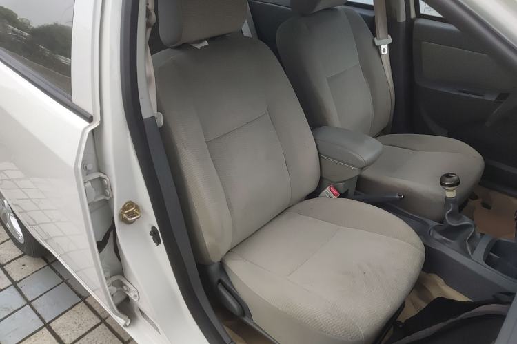 Used Geely Auto Diamond 2013 1.5L Manual Entry-Level Model Right Front Seat