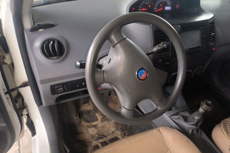 Used Geely Auto Diamond 2013 1.5L Manual Entry-Level Model Steering Wheel