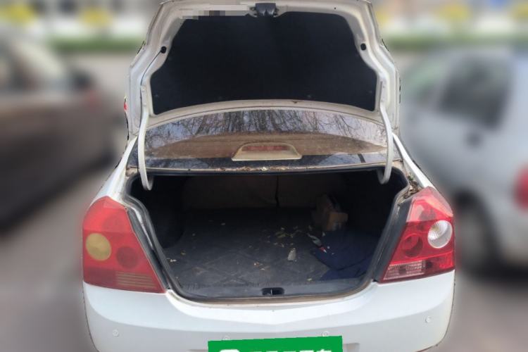 Used Geely Auto Diamond 2013 1.5L Manual Entry-Level Model Trunk