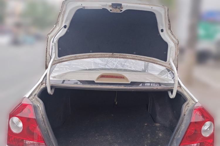 Used Geely Auto Diamond 2013 1.5L Manual Elite Model Trunk
