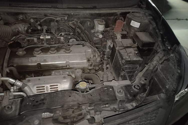 Used Geely Auto Diamond 2014 Sedan 1.5L Manual Elite Model Engine Bay Left