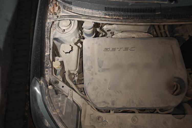 Used Geely Auto Diamond 2014 Sedan 1.5L Manual Entry-Level Model Engine Bay Right