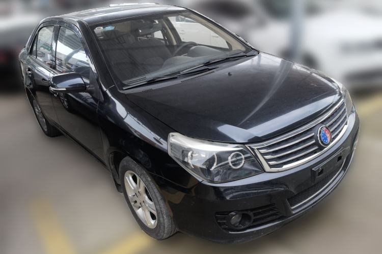 Used Geely Auto Diamond 2014 Sedan 1.5L Manual Luxury Model Front Right 45 Deg