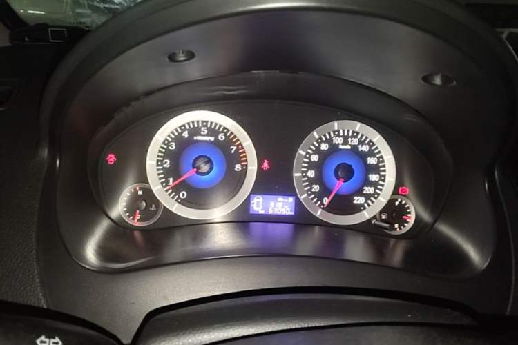 Used Geely Auto Diamond 2014 Sedan 1.5L Manual Elite Model Instrument Cluster