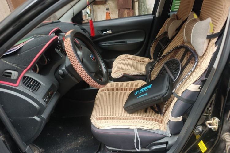 Used Geely Auto Diamond 2014 CROSS 1.5L Automatic Elite Model Left Front Seat