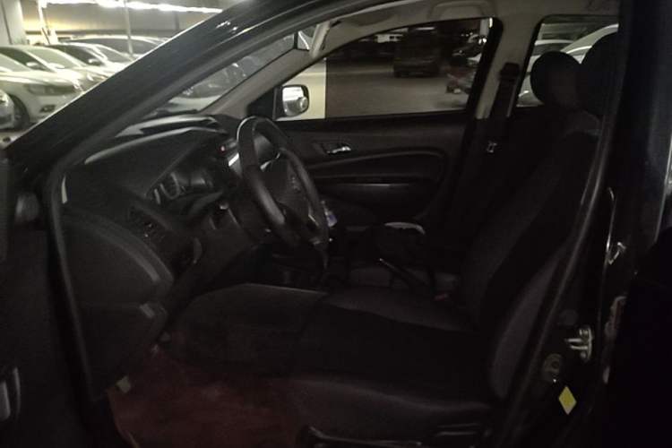 Used Geely Auto Diamond 2014 Sedan 1.5L Manual Elite Model Left Front Seat