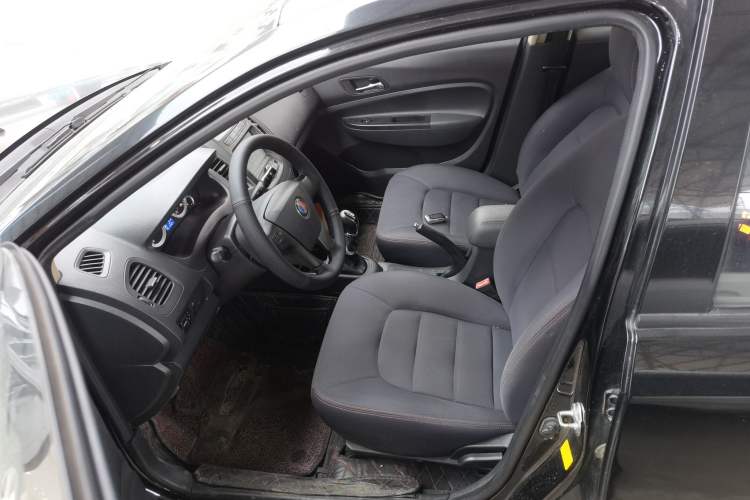 Used Geely Auto Diamond 2014 Sedan 1.5L Manual Luxury Model Left Front Seat