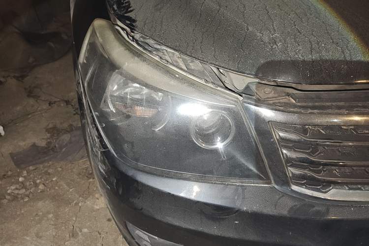 Used Geely Auto Diamond 2014 Sedan 1.5L Manual Entry-Level Model Right Front Headlight