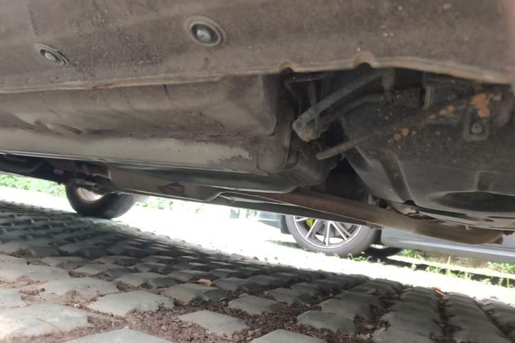 Used Geely Auto Diamond 2014 Sedan 1.5L Manual Entry-Level Model Chassis Rear Left