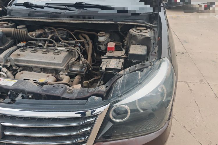 Used Geely Auto Diamond 2014 Sedan 1.5L Manual Entry-Level Model Engine Bay Left