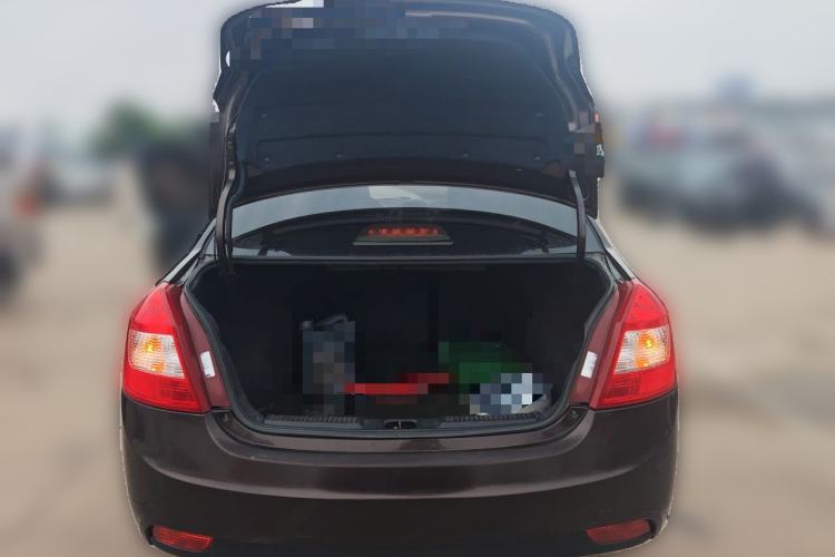 Used Geely Auto Diamond 2014 Sedan 1.5L Manual Entry-Level Model Trunk