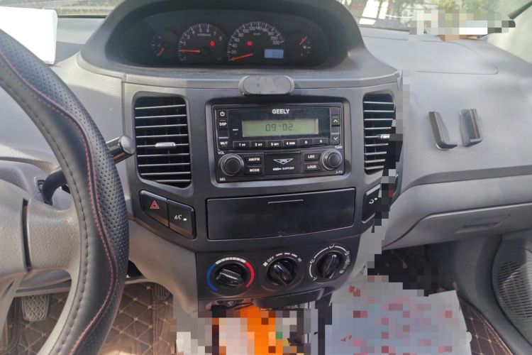 Used Geely Auto Diamond 2014 Sedan 1.5L Manual Entry-Level Model Audio And AC Panel