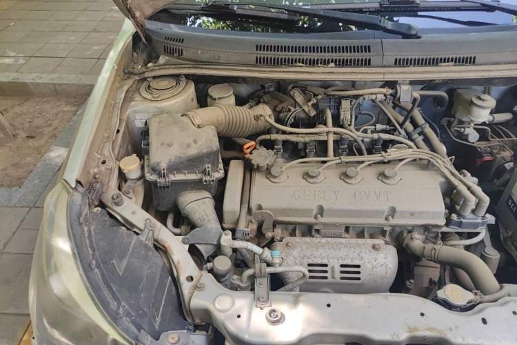 Used Geely Auto Diamond 2014 Sedan 1.5L Manual Entry-Level Model Engine Bay Right