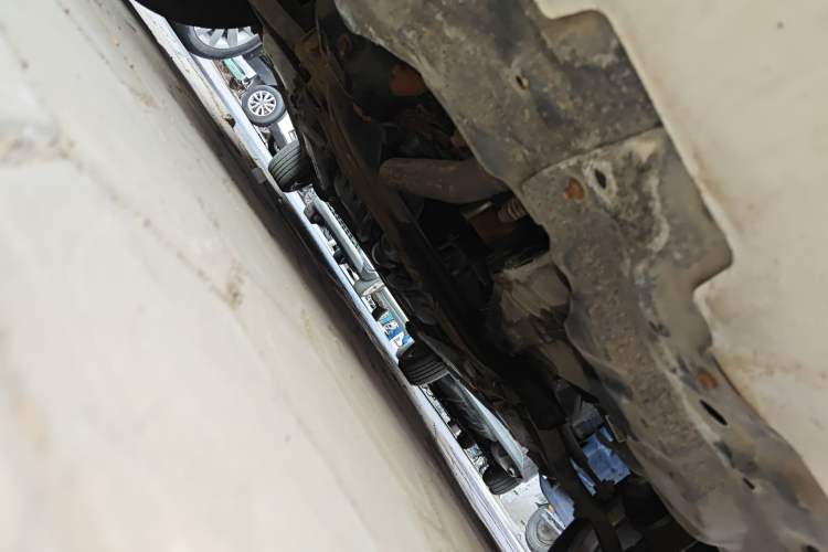 Used Geely Auto Diamond 2014 Sedan 1.5L Manual Entry-Level Model Chassis Front