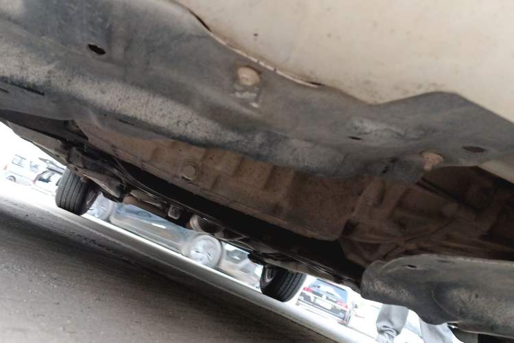 Used Geely Auto Diamond 2014 Sedan 1.5L Manual Entry-Level Model Chassis Front