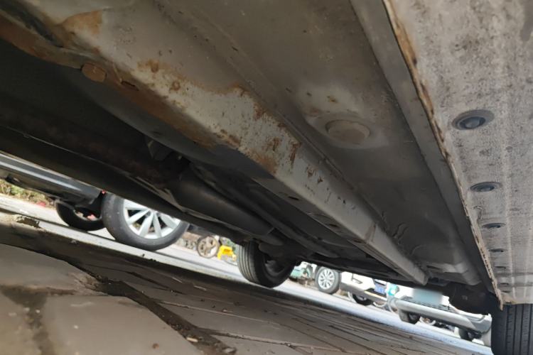 Used Geely Auto Diamond 2014 Sedan 1.5L Manual Entry-Level Model Chassis Front Left