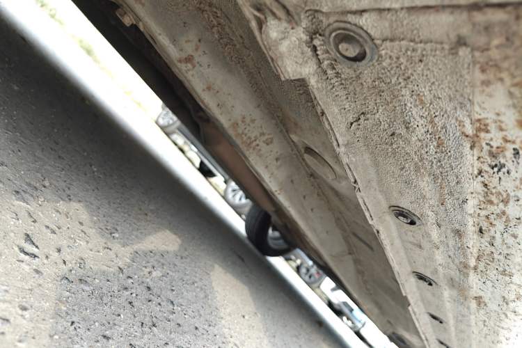 Used Geely Auto Diamond 2014 Sedan 1.5L Manual Entry-Level Model Chassis Front Left