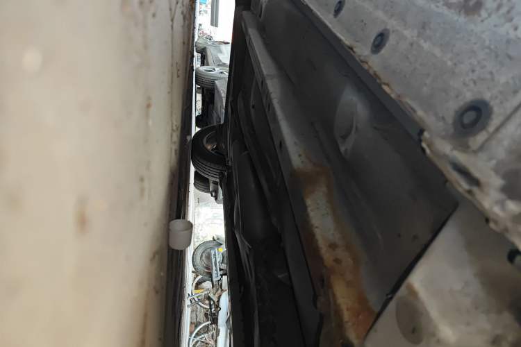 Used Geely Auto Diamond 2014 Sedan 1.5L Manual Entry-Level Model Chassis Front Right