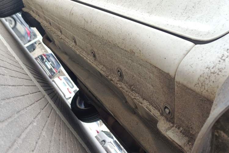 Used Geely Auto Diamond 2014 Sedan 1.5L Manual Entry-Level Model Chassis Front Right